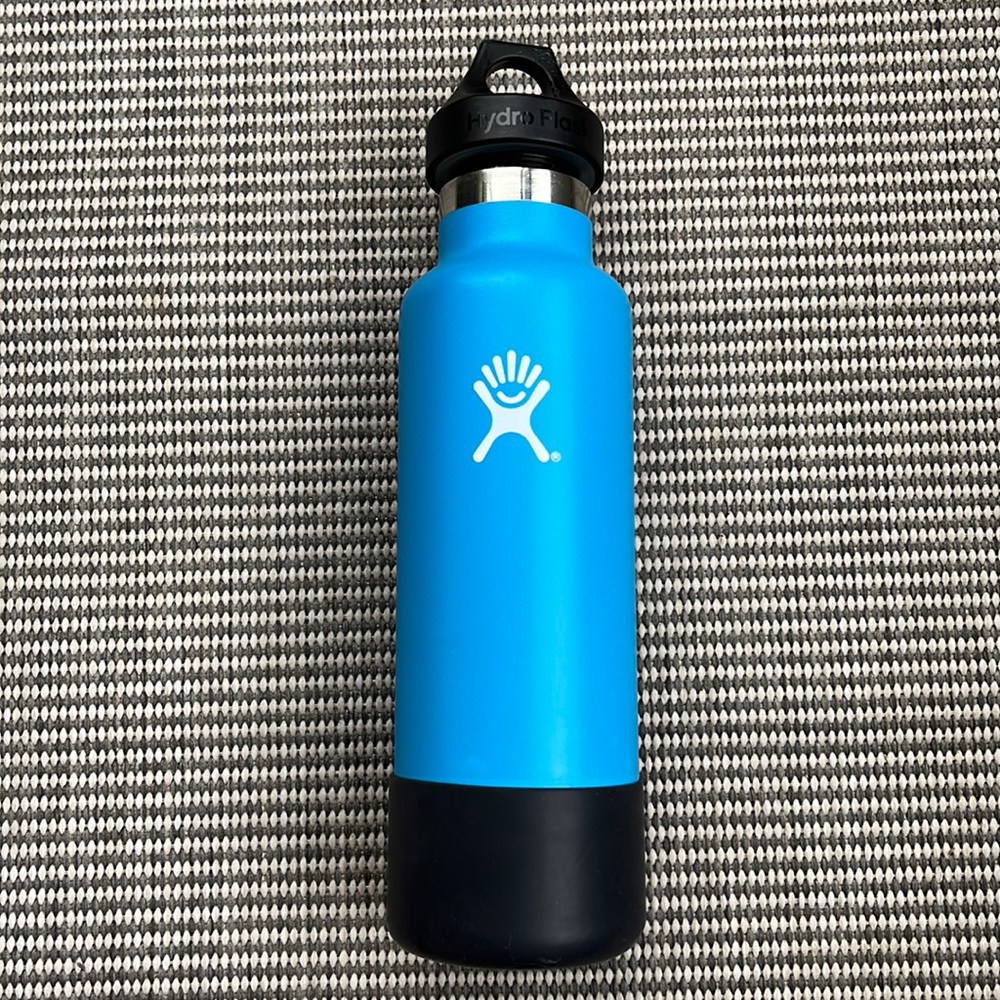 Hydro Flask Water Bottle - Standard Mouth Flex Lid - 21 oz za